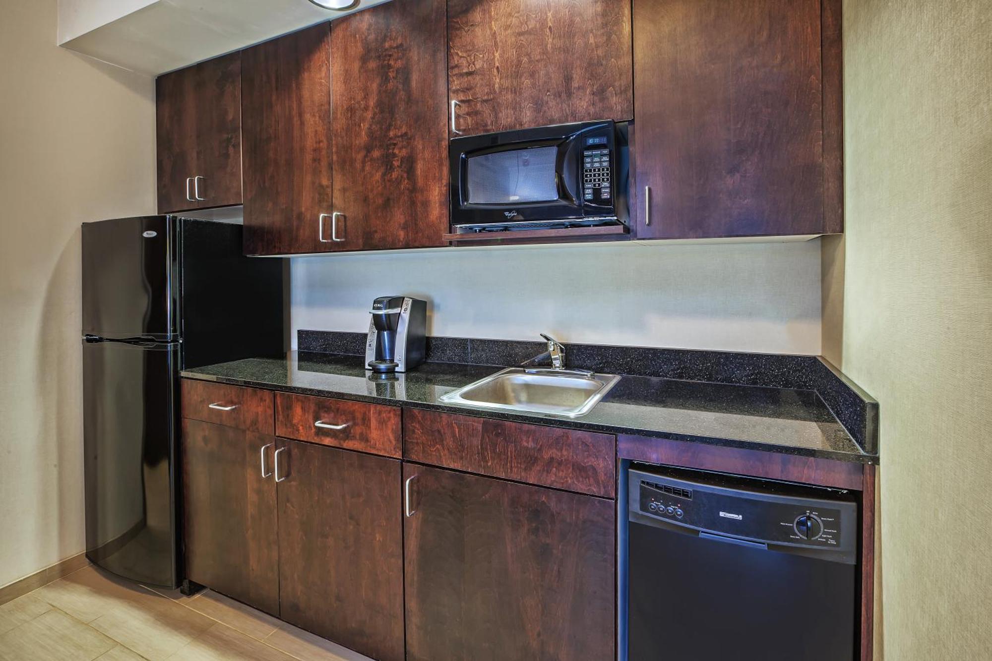 Holiday Inn Express & Suites Dayton South - I-675 By Ihg Shanersville Eksteriør billede