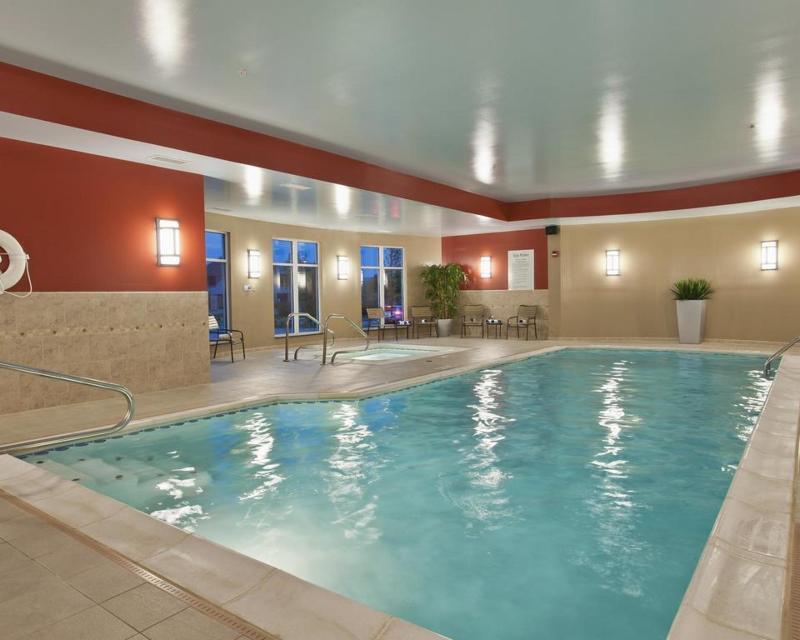 Holiday Inn Express & Suites Dayton South - I-675 By Ihg Shanersville Eksteriør billede